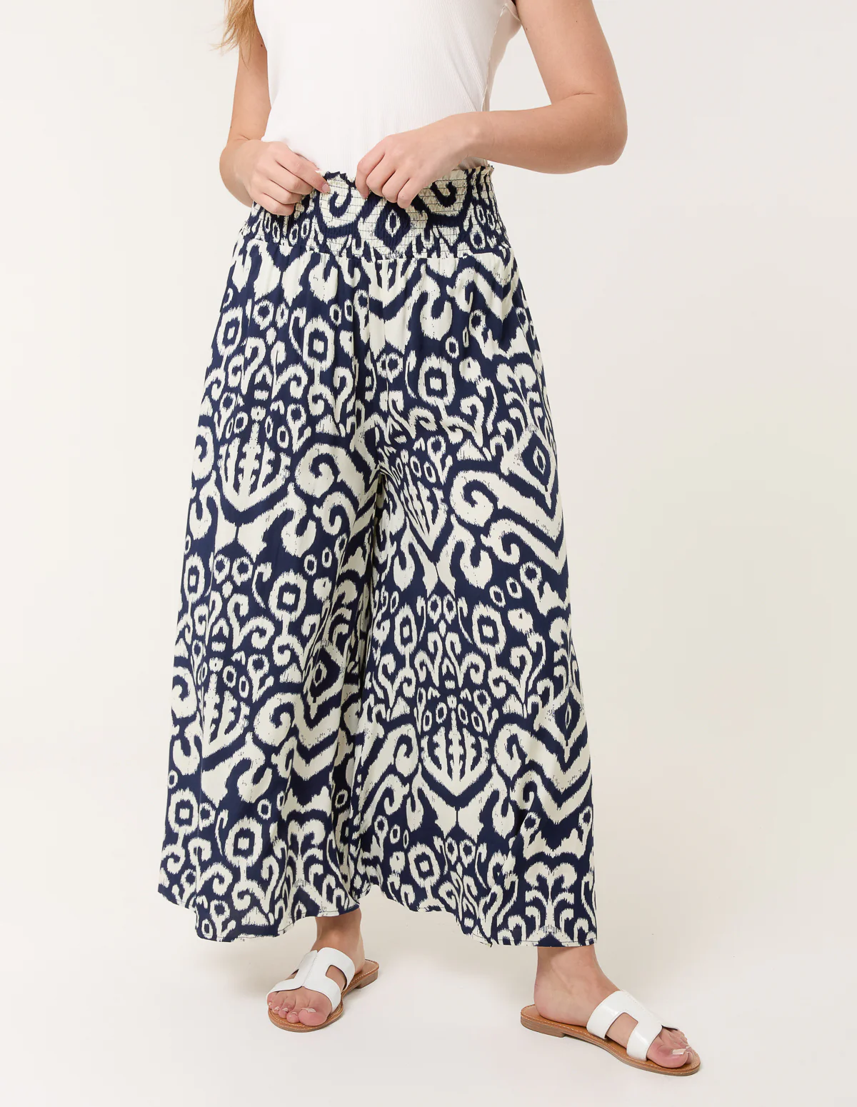 Sale - Trousers & Skirts